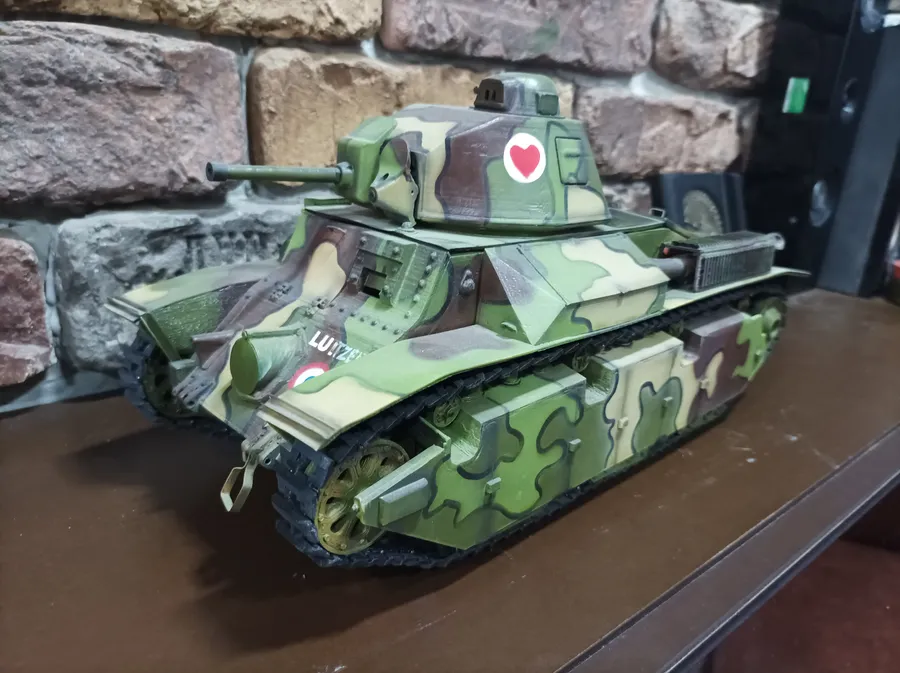 CHAR RENAULT D2 French tank model set